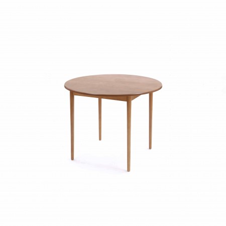 Dining table, round, standard finish
